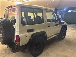 تويوتا لاند كروزر 70